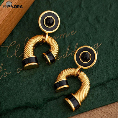 Vannat Earrings